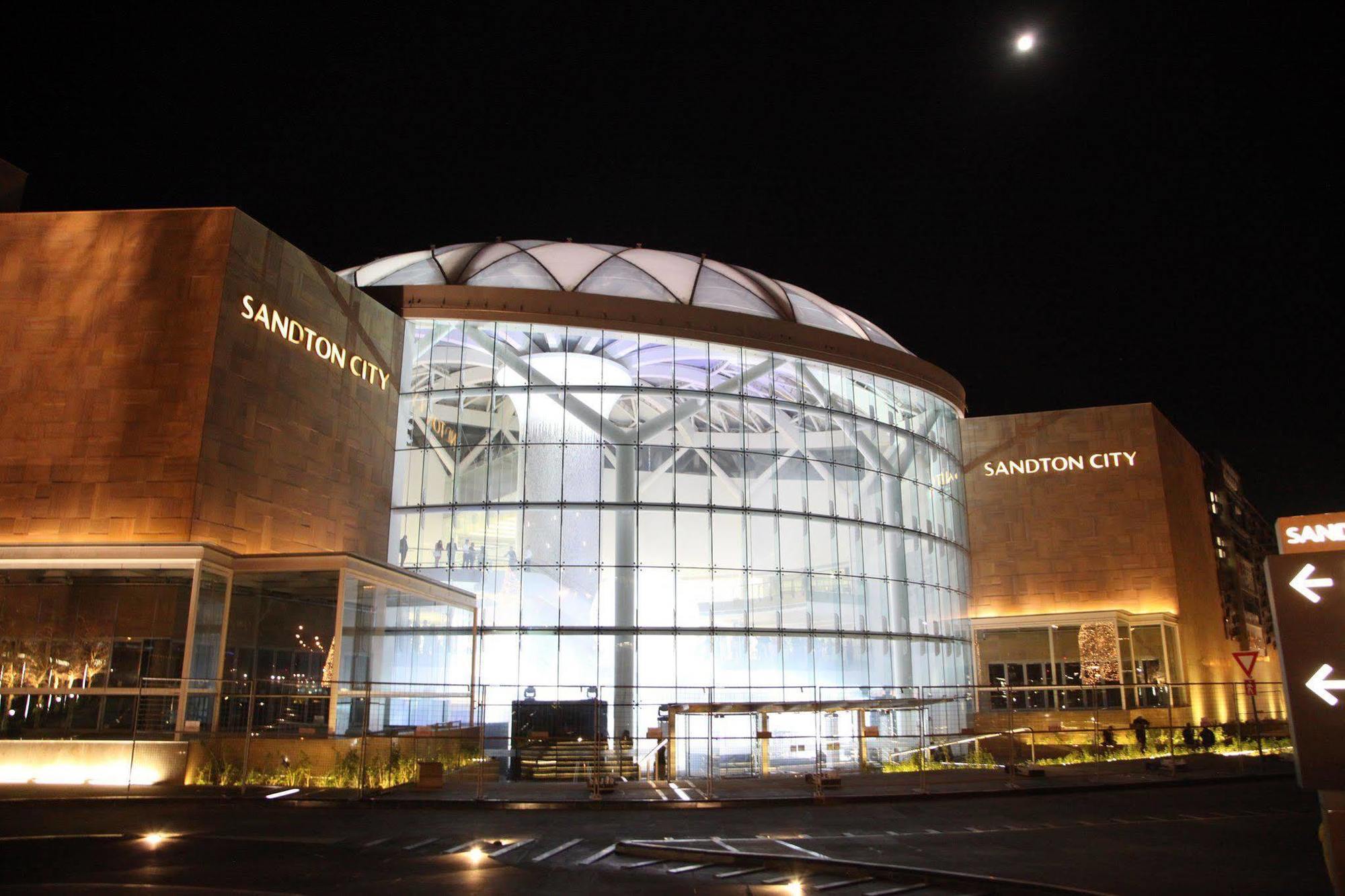 Intercontinental Johannesburg Sandton Towers, An Ihg Hotel Exterior foto